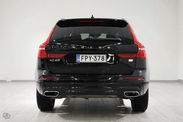 Volvo XC60 6