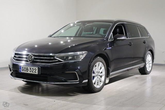 Volkswagen PASSAT 1