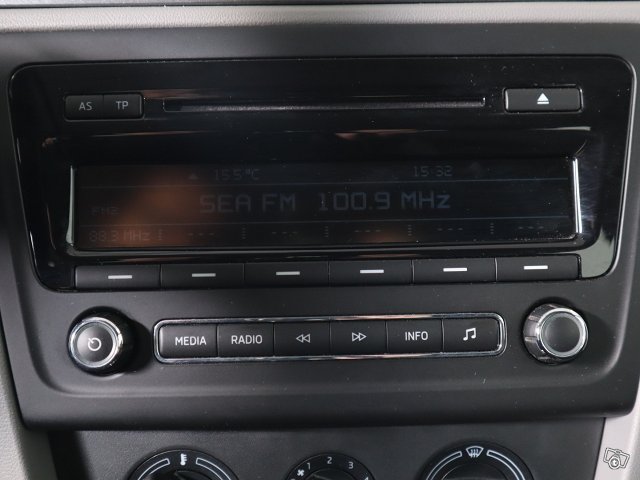 Skoda RAPID 17