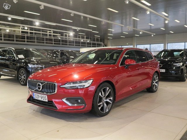 VOLVO V60 1