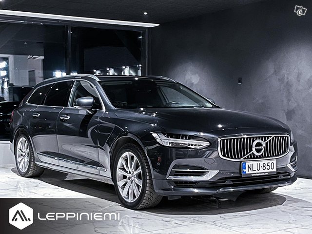 Volvo V90 4