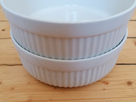 Arabian Uunikokkivuoka, 2 kpl, Tarjoiluastiat, Keittiötarvikkeet ja astiat, Turku, Tori.fi Arabian Uunikokkivuoka, 2 kpl, Tarjoiluastiat, Keittiötarvikkeet ja astiat, Turku, Tori.fi