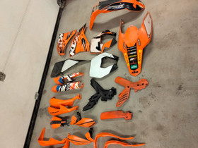 KTM muovisarja, Moottoripyörän varaosat ja tarvikkeet, Mototarvikkeet ja varaosat, Salo, Tori.fi KTM muovisarja, Moottoripyörän varaosat ja tarvikkeet, Mototarvikkeet ja varaosat, Salo, Tori.fi
