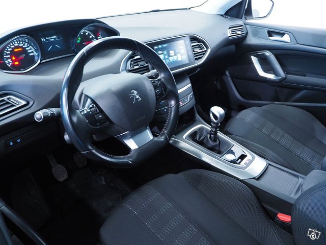 Peugeot 308 7