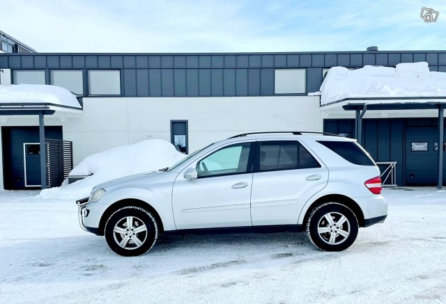 Mercedes-Benz ML 1