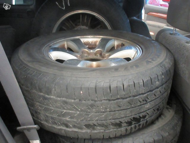 TOYOTA Land Cruiser 25