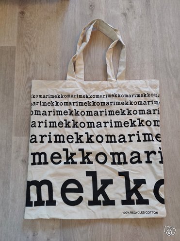 Marimekko kangaskassi, Laukut j...