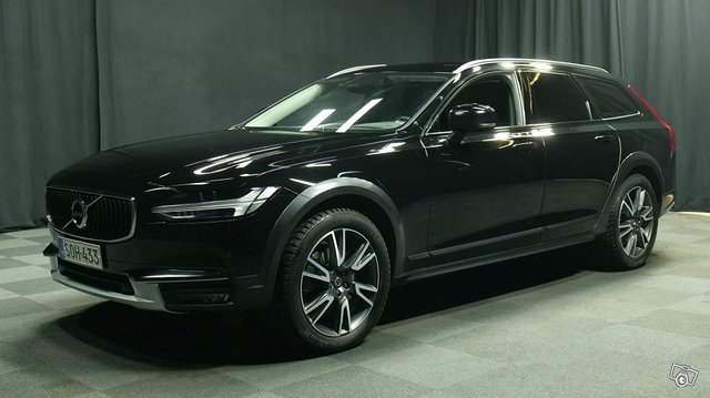 Volvo V90 Cross Country