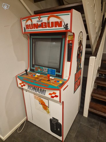 Konami RUN and GUN arcade, Pelit ja muut h...