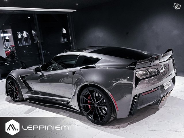 Chevrolet Corvette 15