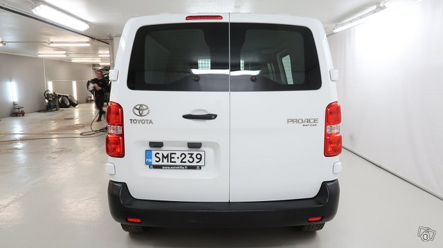 TOYOTA Proace 4