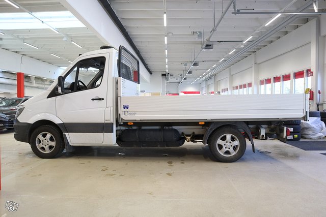 Mercedes-Benz Sprinter 8