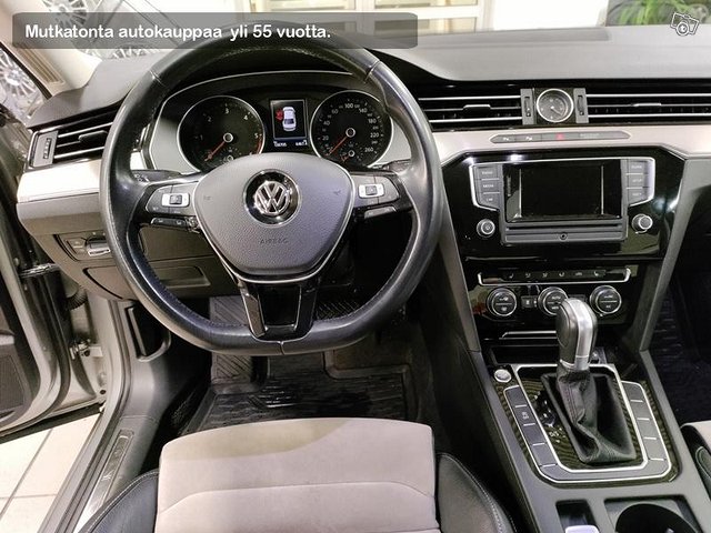 Volkswagen, VW PASSAT 8