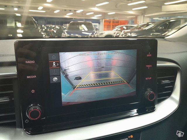 Kia Ceed 8