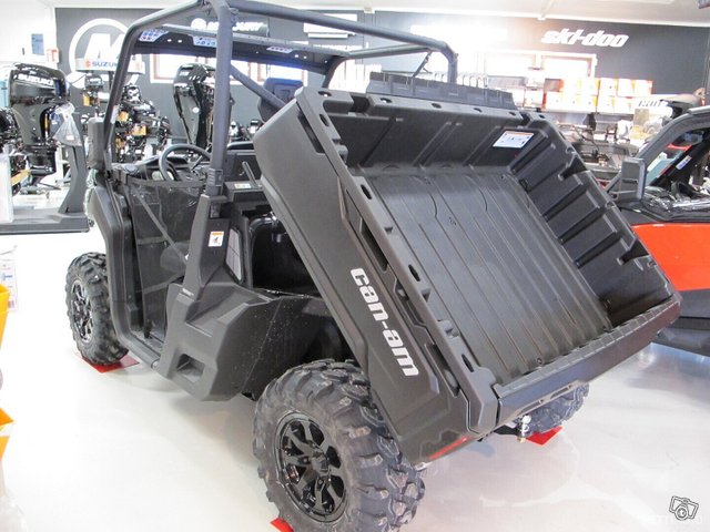 Can-Am Traxter 4
