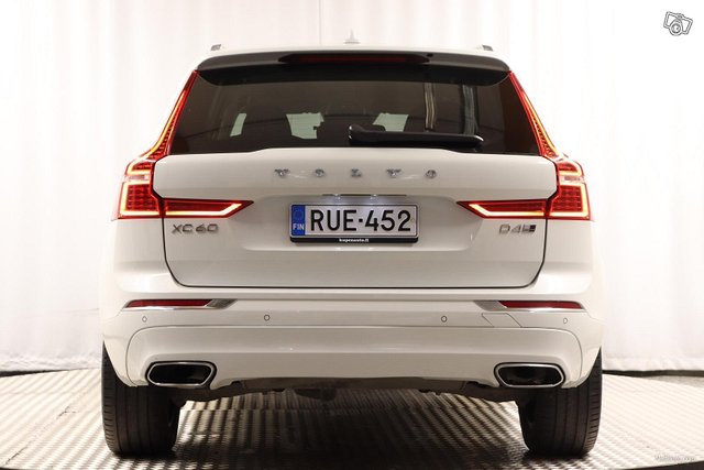 Volvo XC60 6