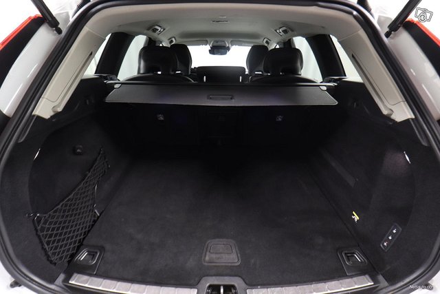 Volvo XC60 7
