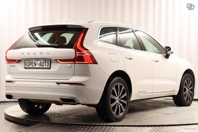 Volvo XC60 4