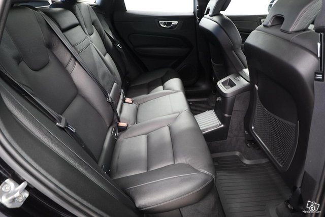 Volvo XC60 12