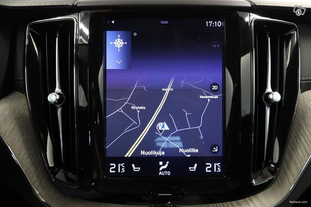 Volvo XC60 17
