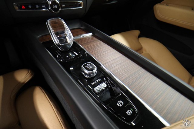 Volvo XC60 17