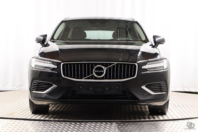 Volvo V60 5