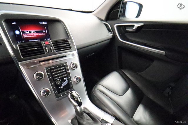 Volvo XC60 15