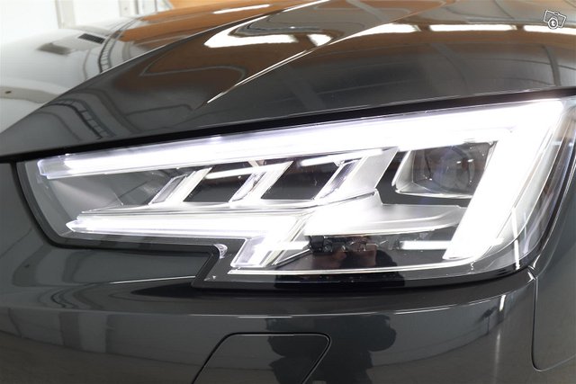 Audi A4 14