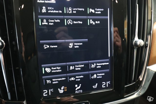 Volvo V90 12
