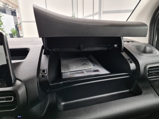 Citroen E-Berlingo 13