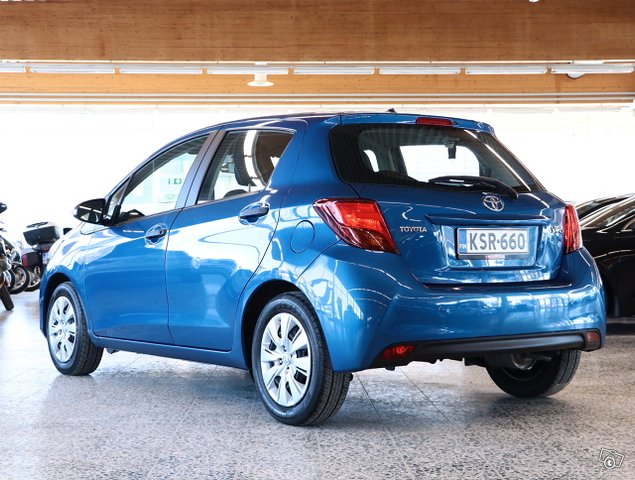 Toyota Yaris 2