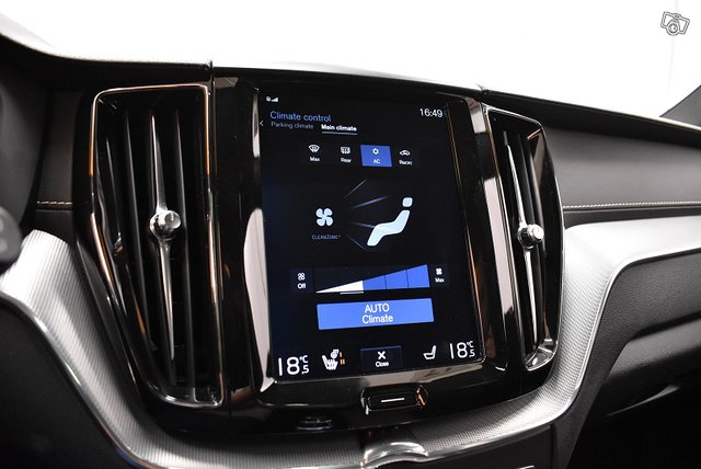 Volvo XC60 25