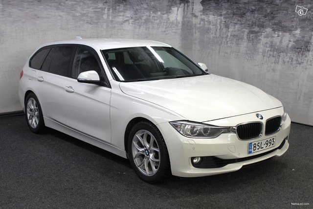 BMW 330