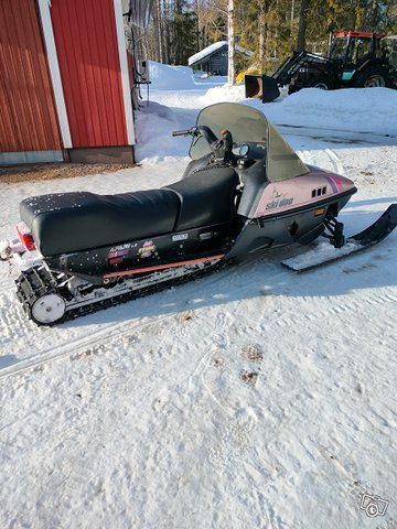 Skidoo safari, kuva 1