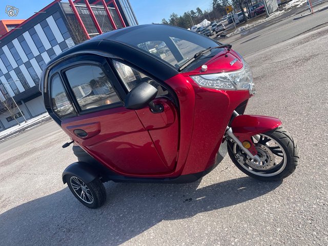 Skand Gomoto 3.3 sähköskootteri VAIHTO AUTOON MAHD, kuva 1