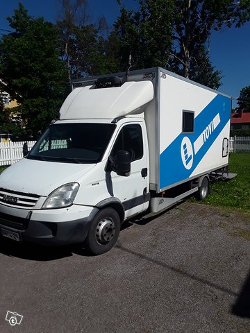Matkailuauto iveco daily, kuva 1