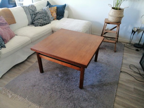 Myydään 60-luvun sohvapöytä | Tsekkaa hinta | Ryhmä: Huonekalut ja vitriinit