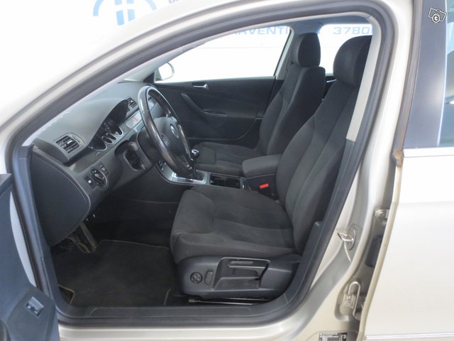 Volkswagen Passat 5