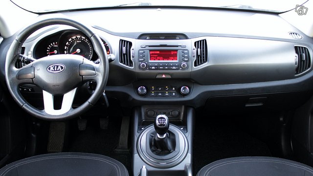 Kia Sportage 9