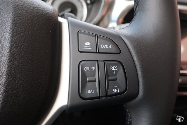 Suzuki Vitara 12