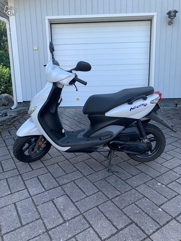 Yamaha Neos 4, kuva 1