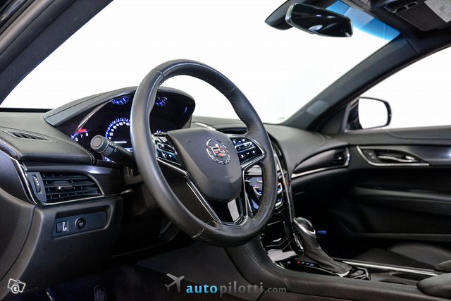 Cadillac ATS 16