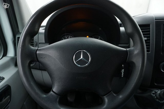 Mercedes-Benz Sprinter 12