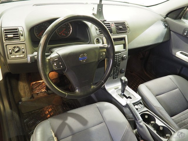 Volvo V50 12