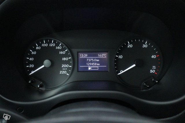 Mercedes-Benz Vito 17