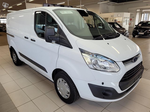 Ford Transit Custom 3