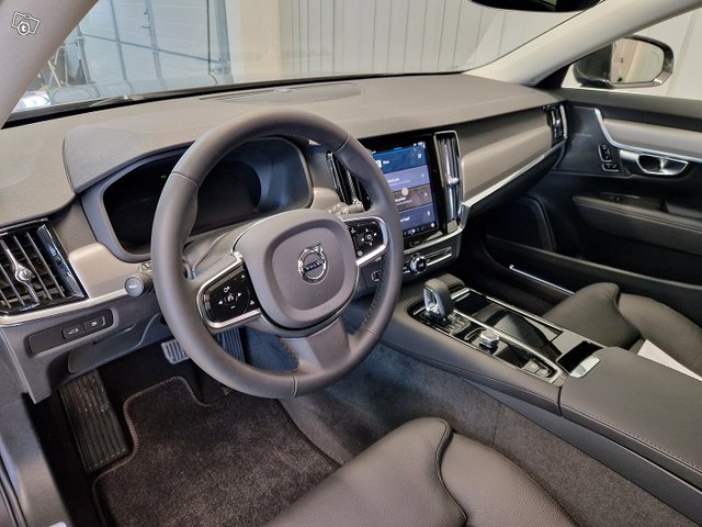 Volvo V90 3