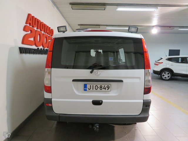 Mercedes-Benz Vito 5