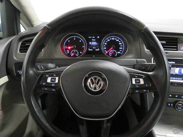 Volkswagen Golf 7