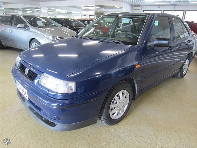 SEAT Toledo 1